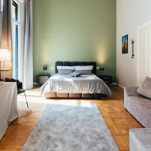 - Private Bathroom Bologne